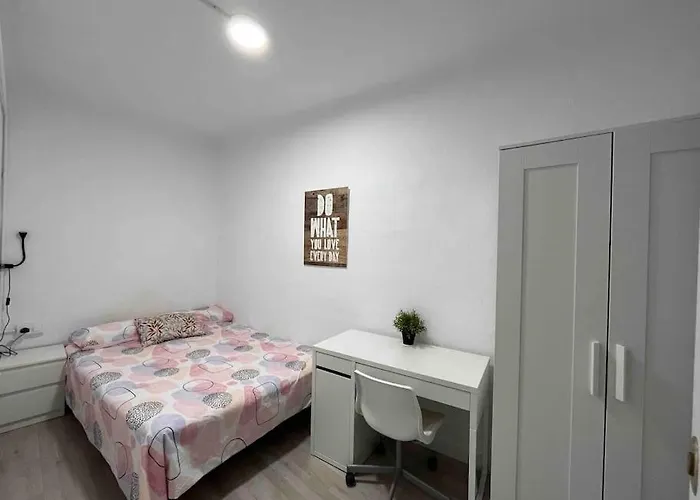 Apartamento Confortable In The Heart Of Raval Barcelona